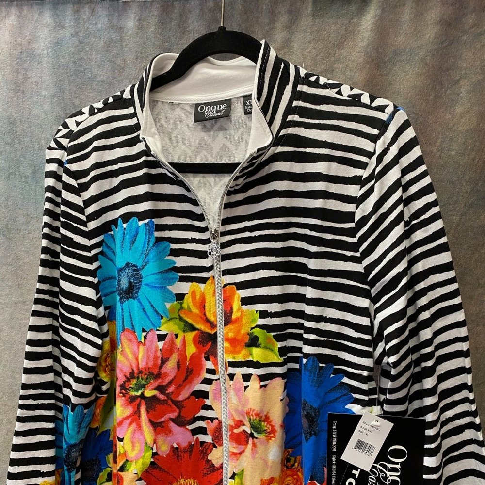 Brand New Versatile Onque Casuals Top
